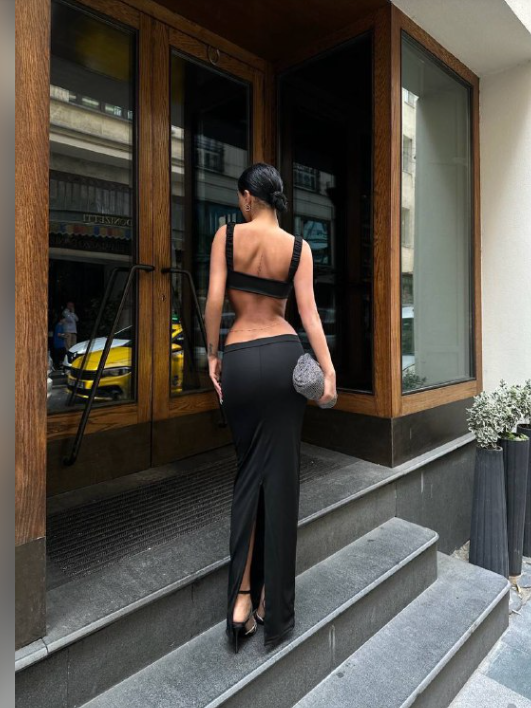 2 pieces set -High-slit maxi skirt– Bold & Sexy